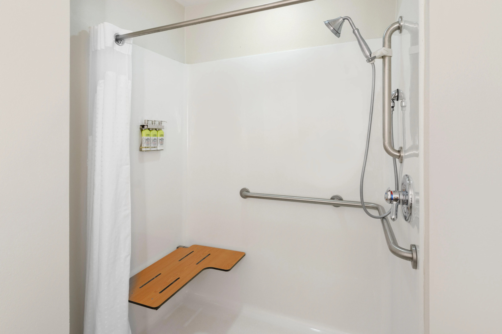 Holiday Inn Express Inn & Suites Searcy by IHG