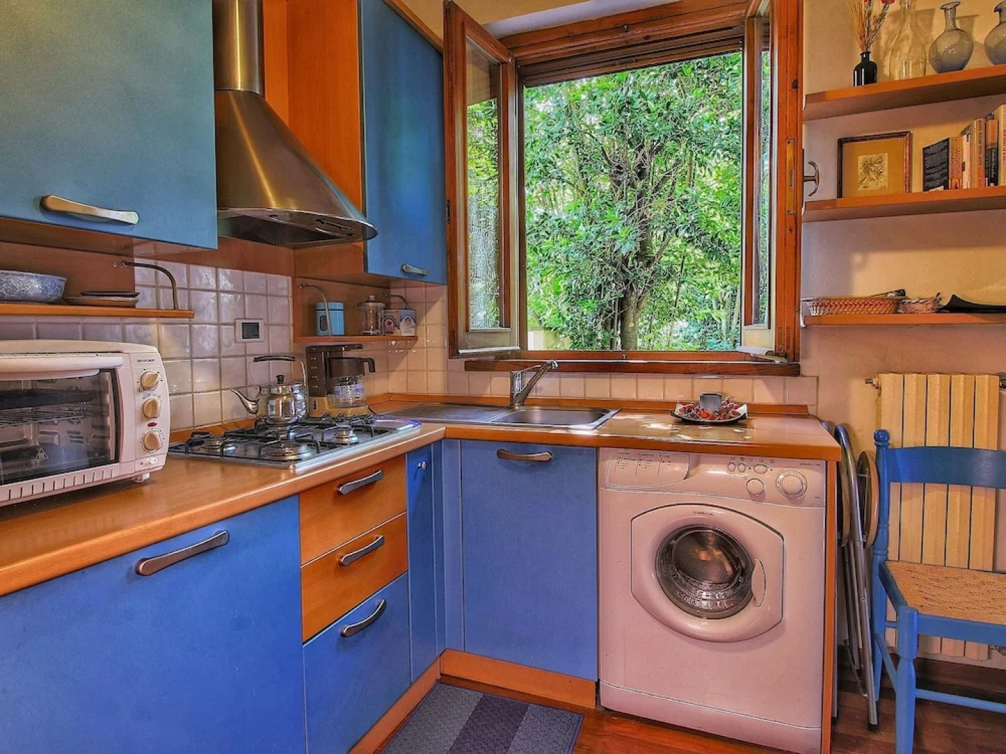 Modern Villa in Subbiano Italy With Swimming Pool