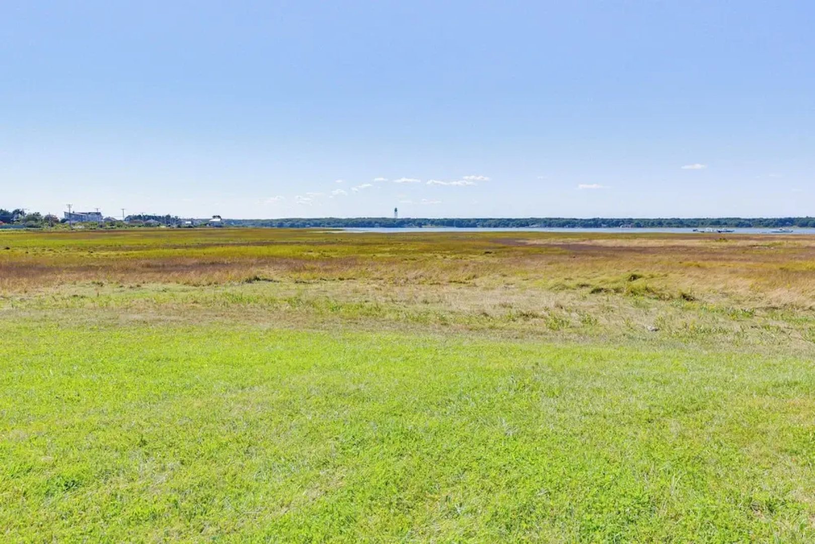 Walk to the Beach: Pet-friendly Gem in Biddeford!