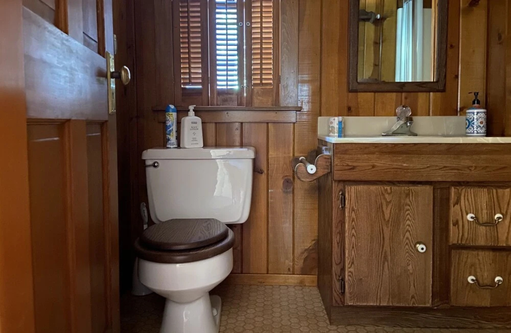 Hale Lani 16 2 Bedroom Cabin by Redawning