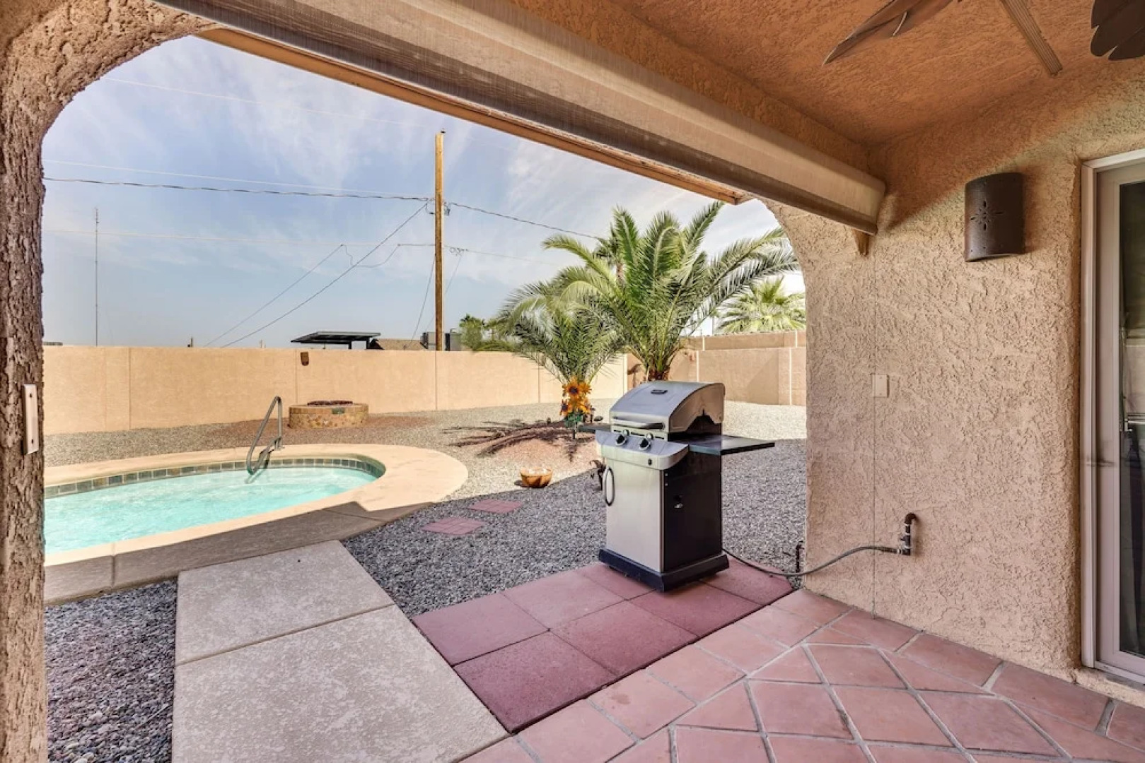 Pet-friendly Lake Havasu City Home: Walk to Beach!