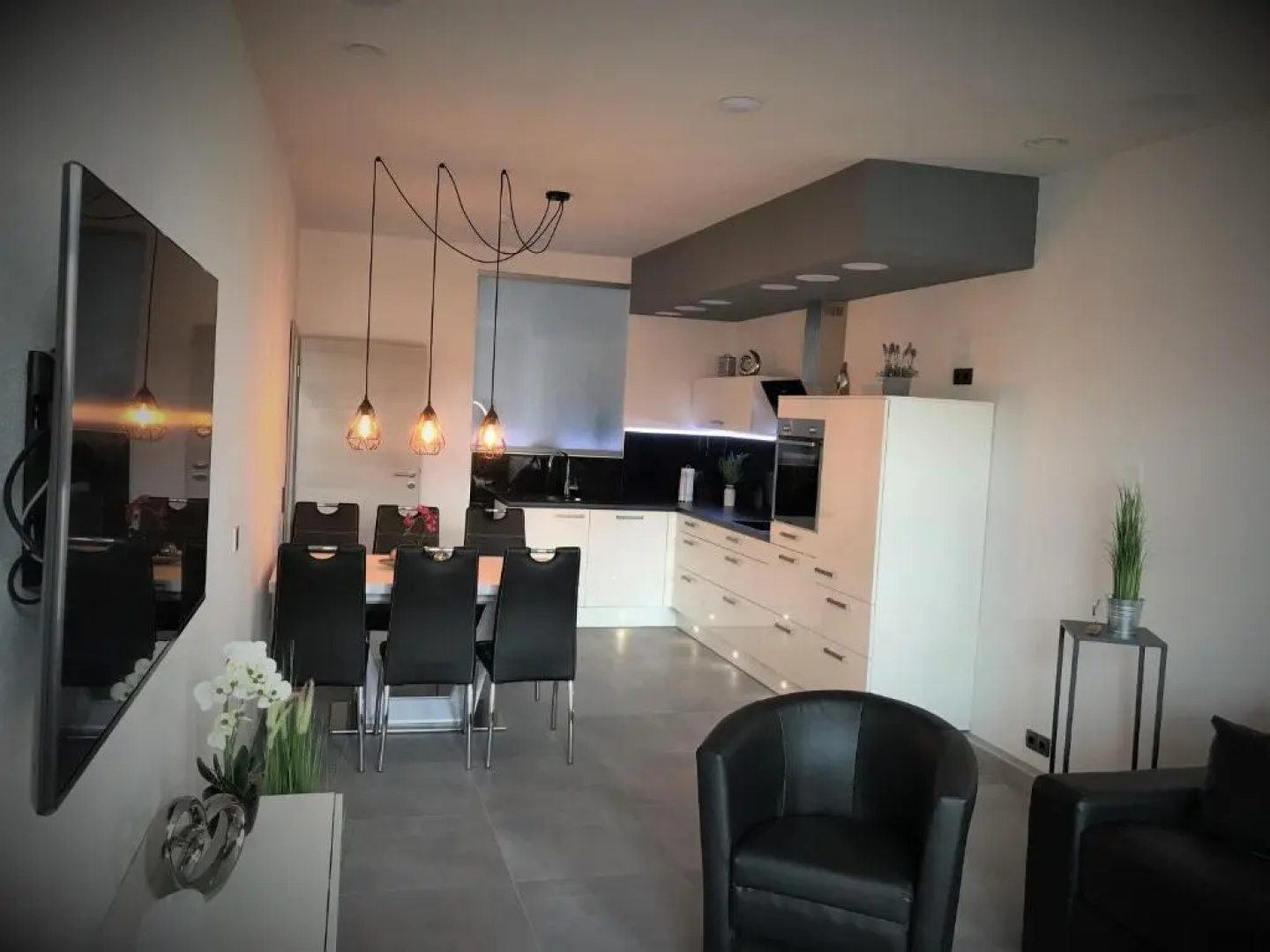 Family Apartments - Salzhausblick Ferienwohnungen