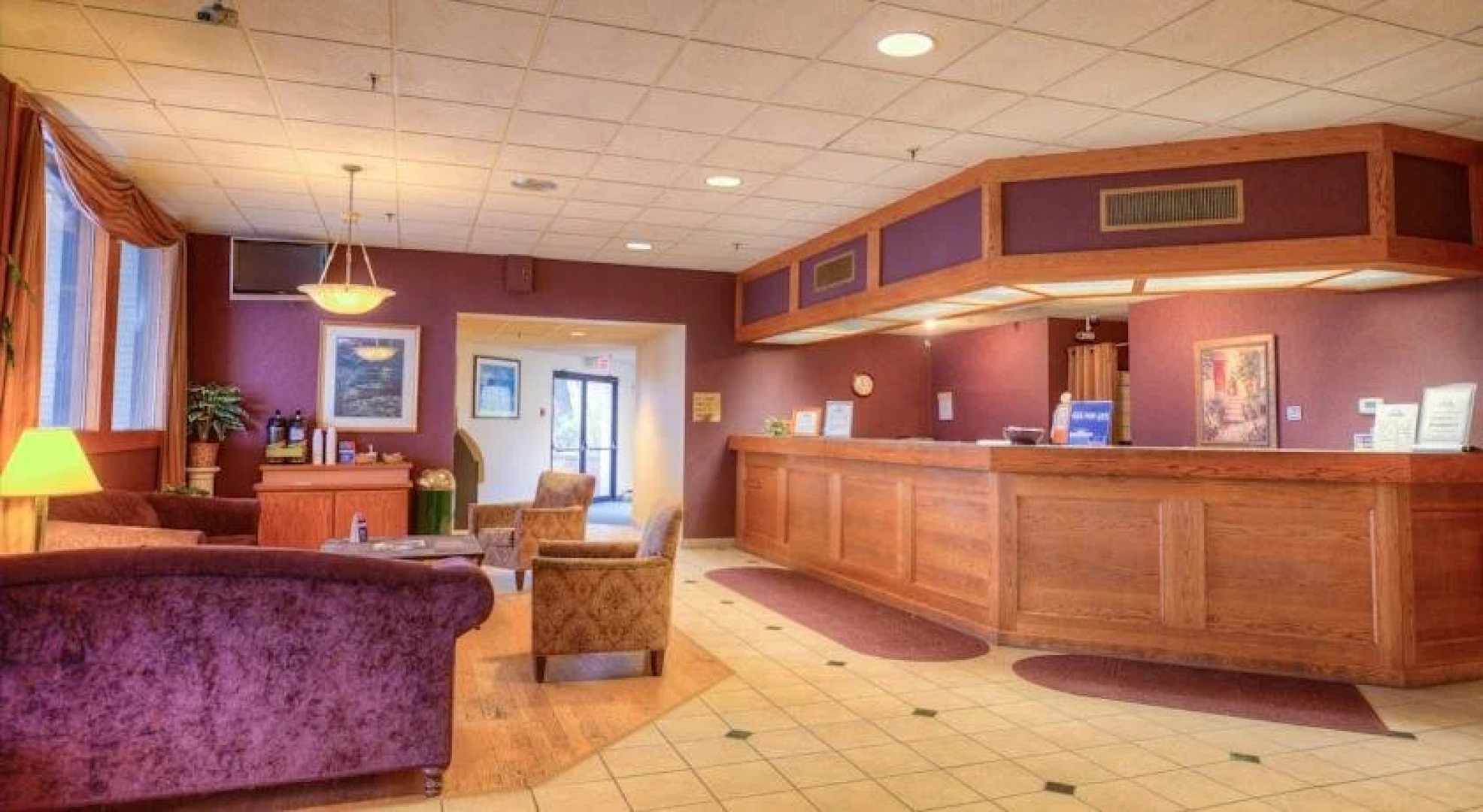 Days Inn Maplewood Hotel And Conference Center