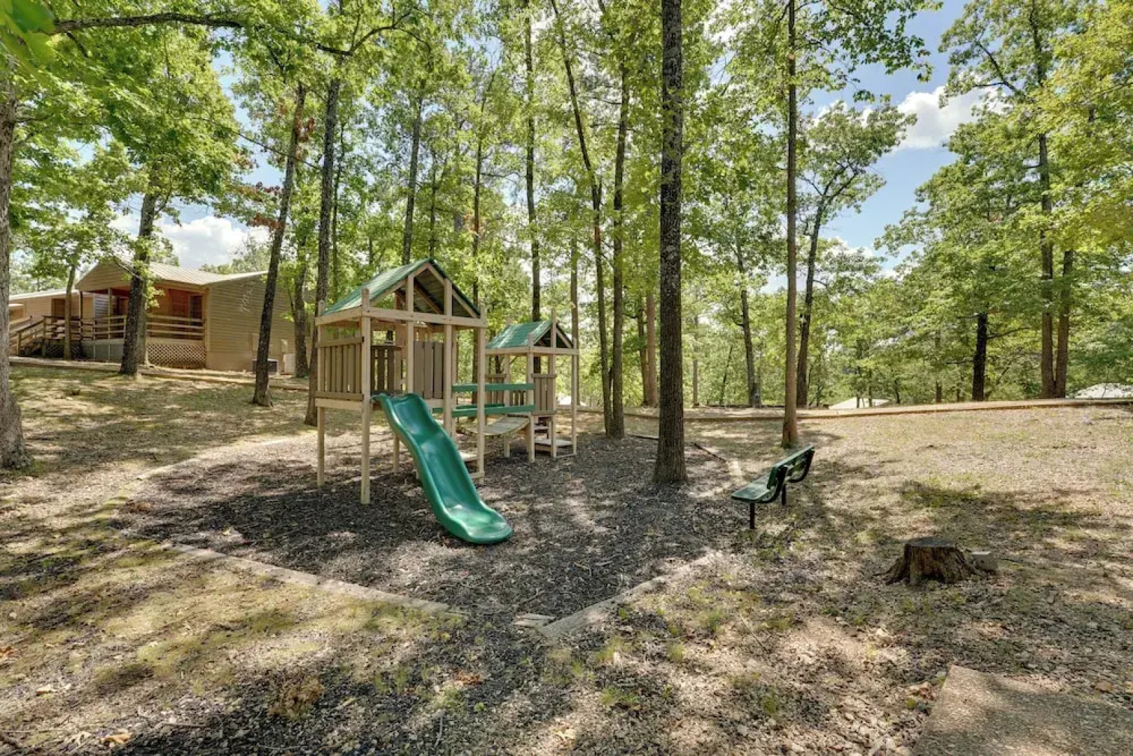 Walk to Table Rock Lake: Updated Cabin w/ Deck!