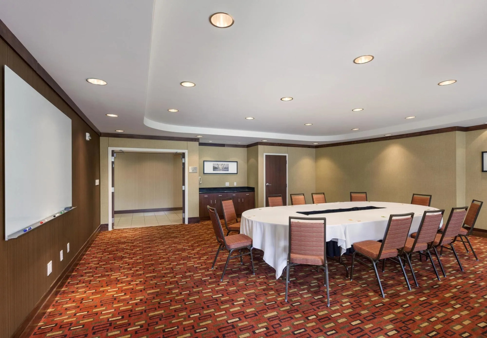 Sonesta Essential Junction City