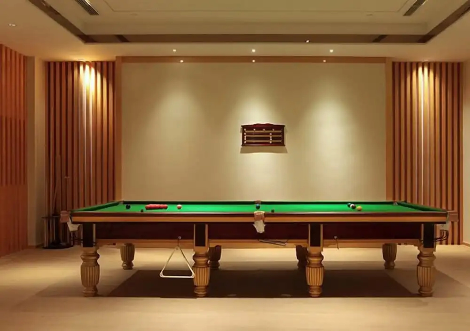 Luan Suntone Plaza Hotel