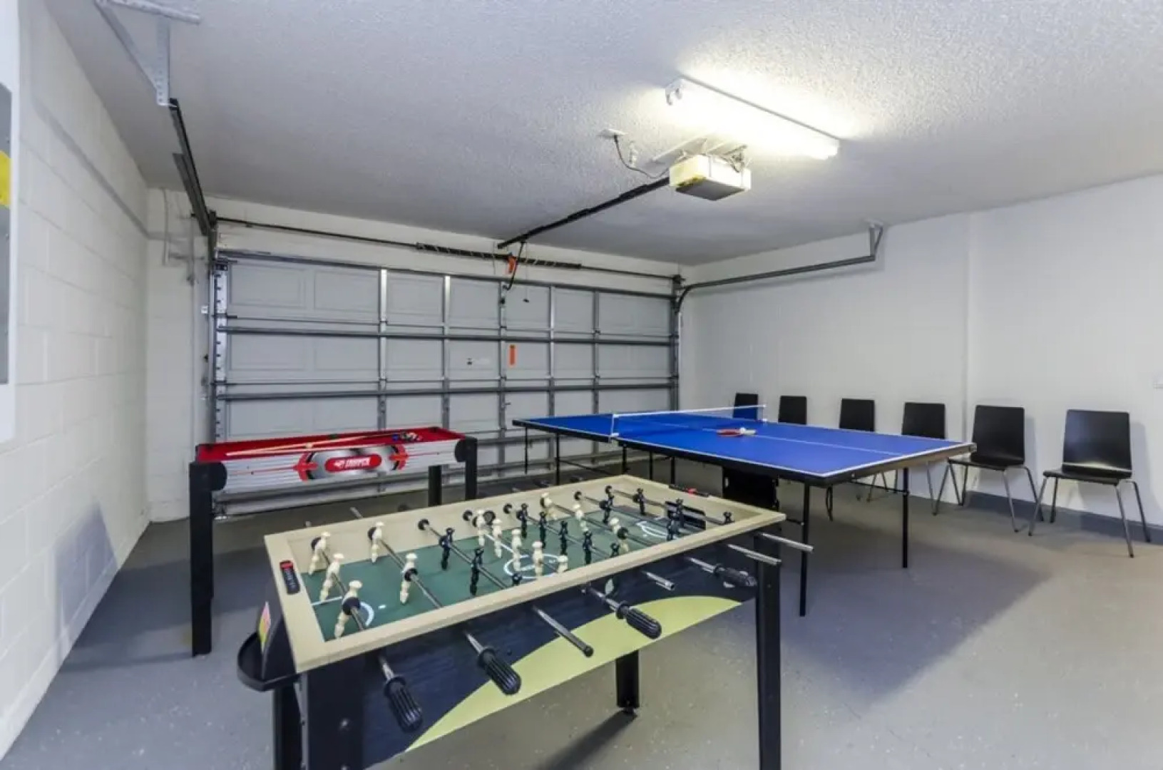 Pool Nature Trail Theme Parks 4 Br Home by RedAwning