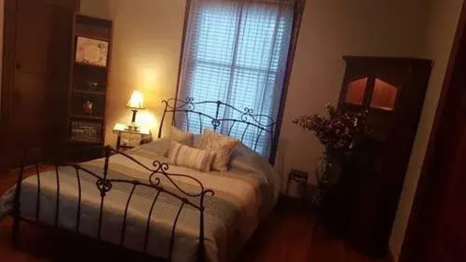 Springfield Arts Bed and Breakfast