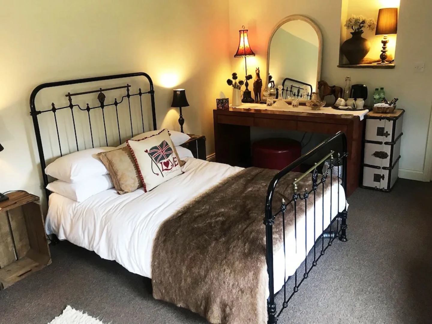 Fuchsia Bank Cottage