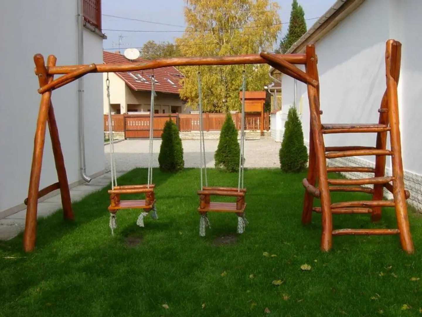 Diósgyori Castle Garden Bed and Breakfast und Restaurant