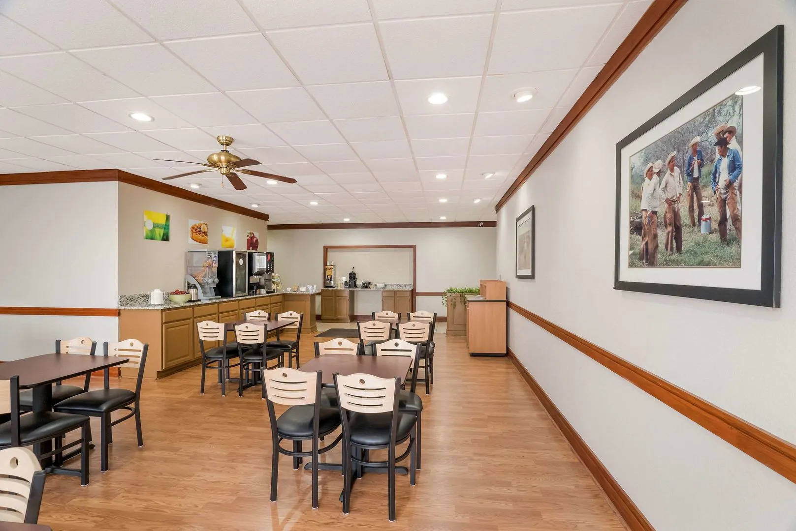 Alice-Days Inn  Golfing Area