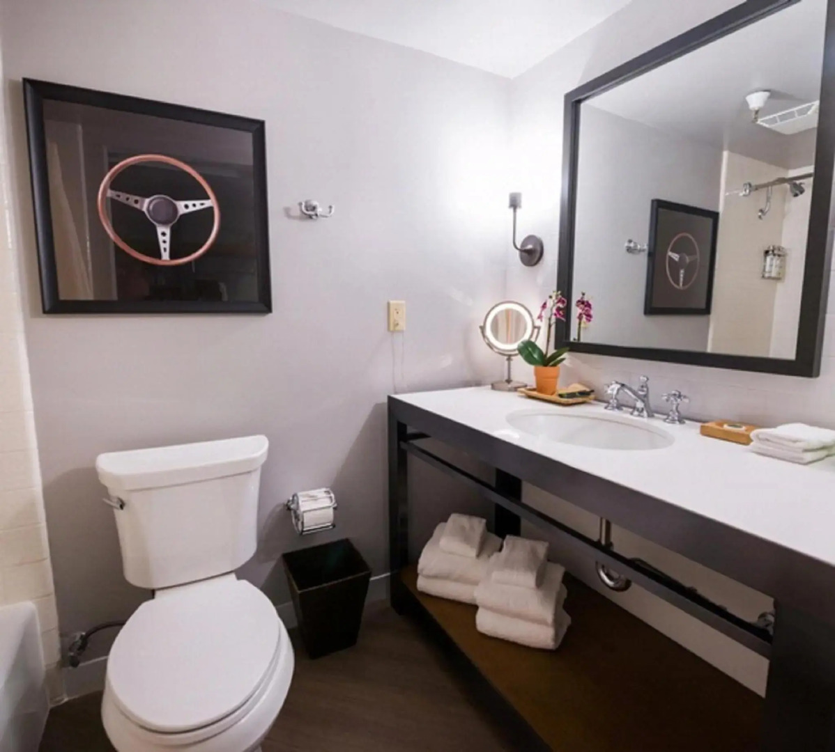 Chaminade Resort & Spa