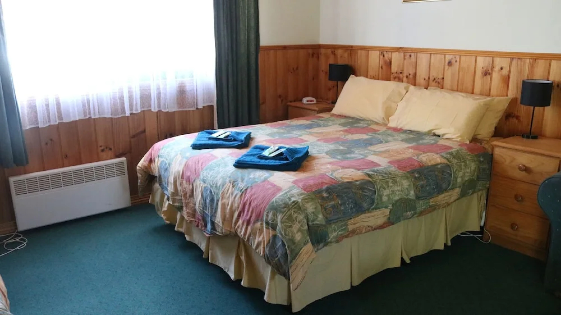 Meredith House & Apartments Strahan