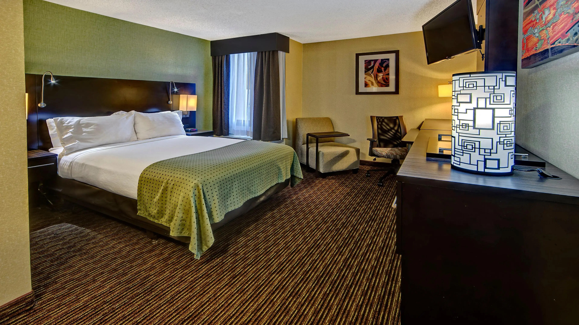 Clarion Hotel & Suites Conference Center Memphis Airport