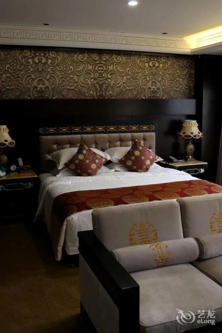 Xichang Cloizon Hotel