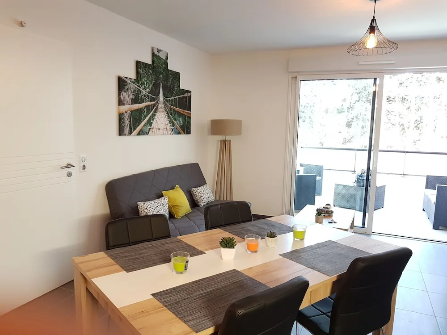 Appartement Neuf Stylé Proche Gare Sud