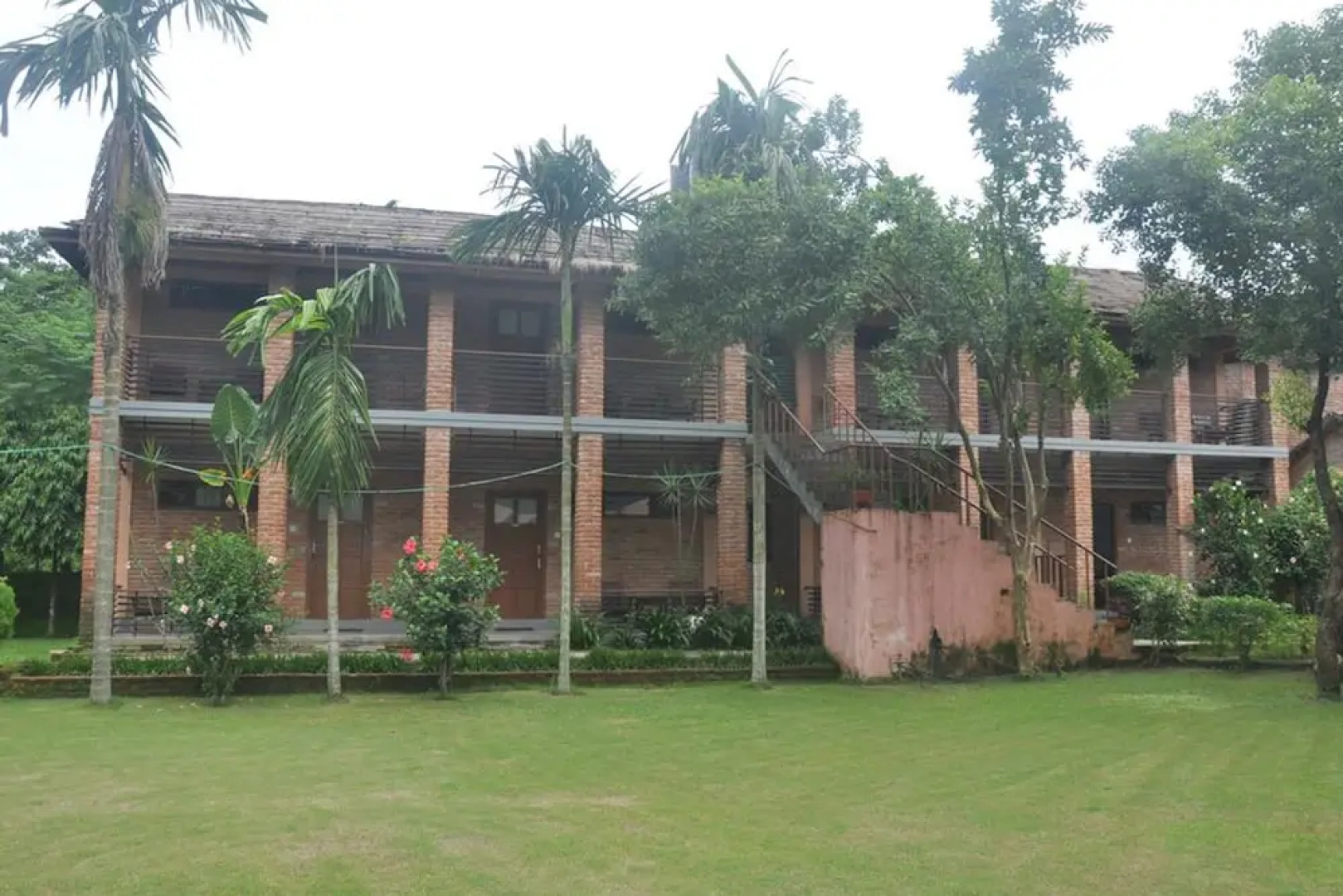 Tigertops Elephant Camp