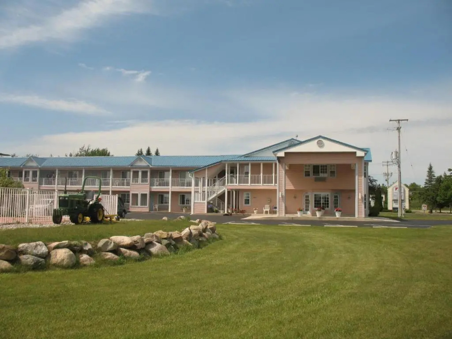 Great Lakes Inn