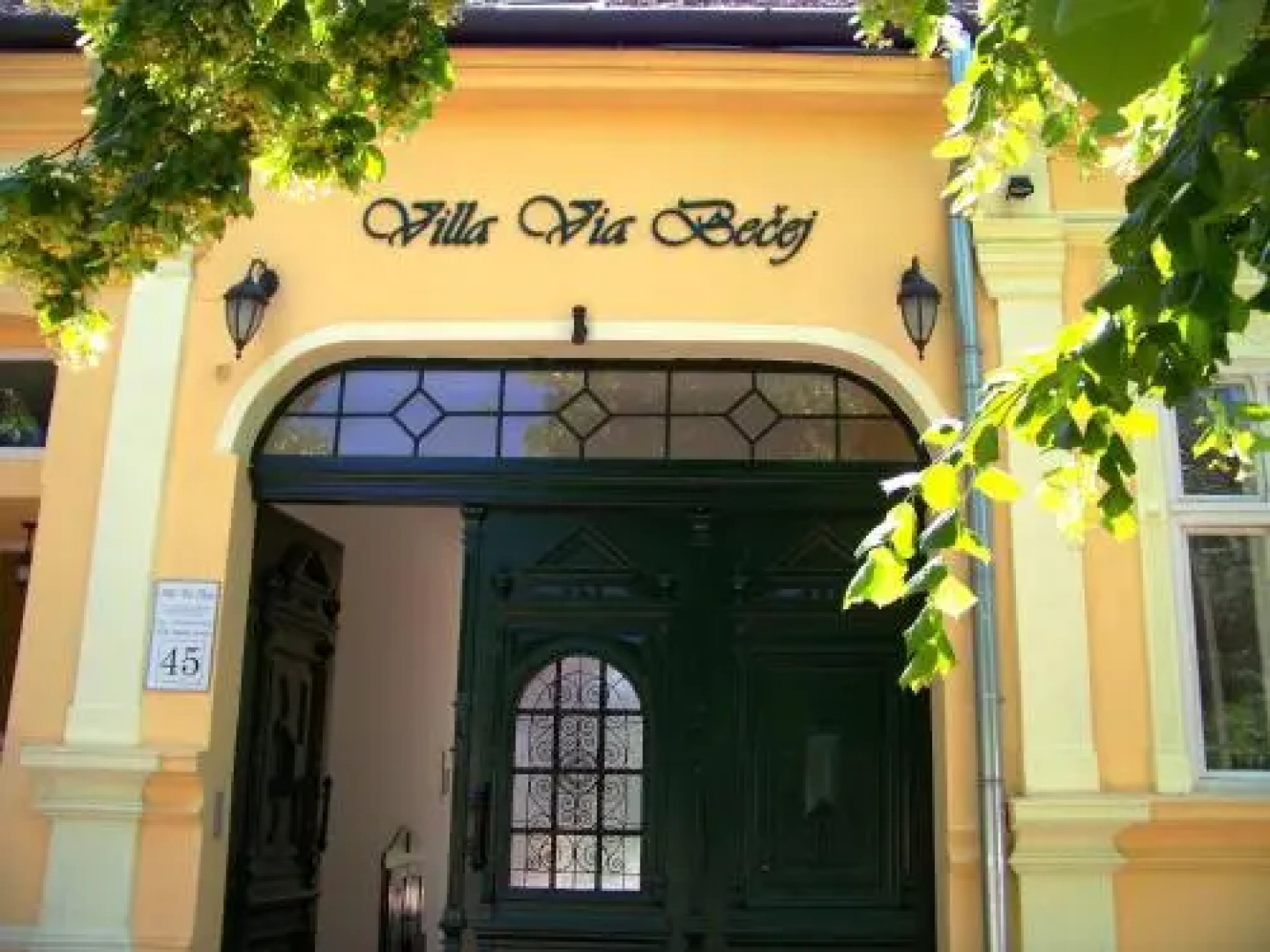 Villa Via Bečej