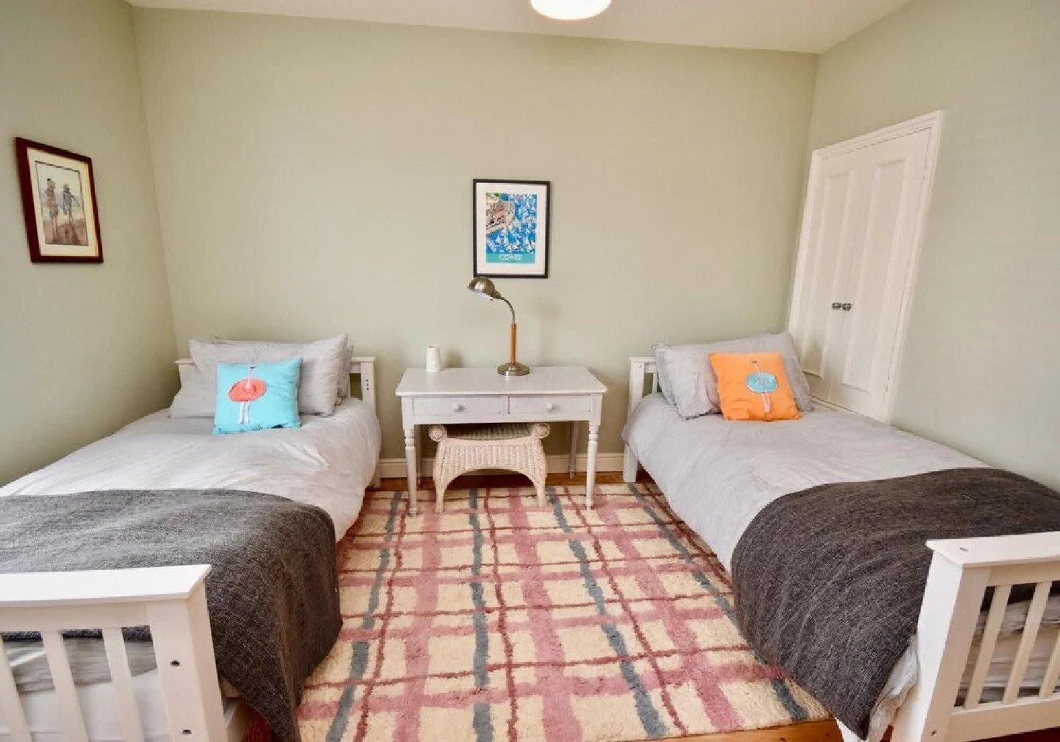 Blackberry 4 Bed Bembridge Holiday Home (Sleeps 6 Adults and 2 Children)