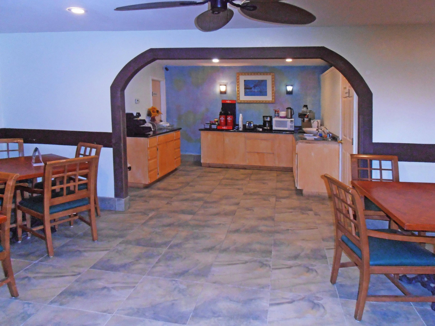 Econo Lodge Junction