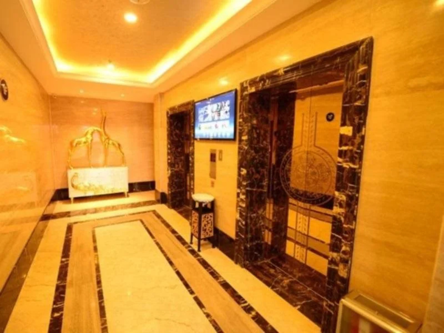 Mingdu Gloria Plaza Hotel Qingdao