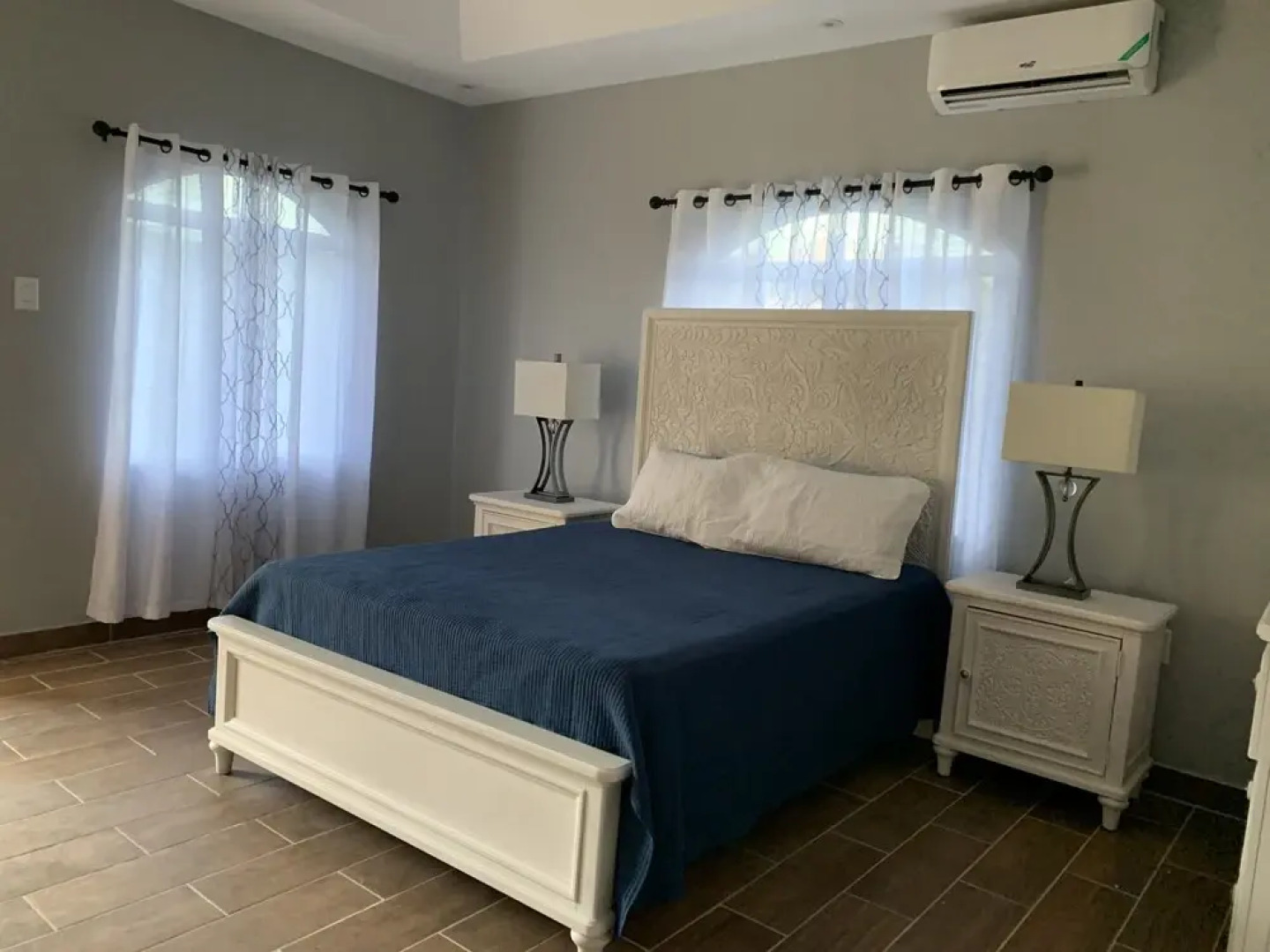 vacation villas runaway bay