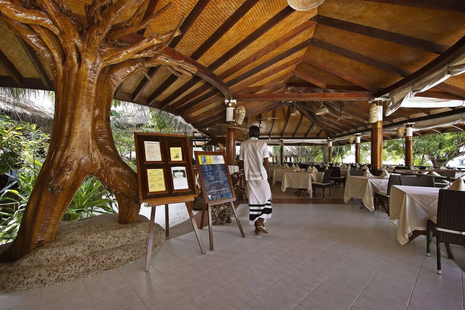 NAKAI Maayafushi Resort