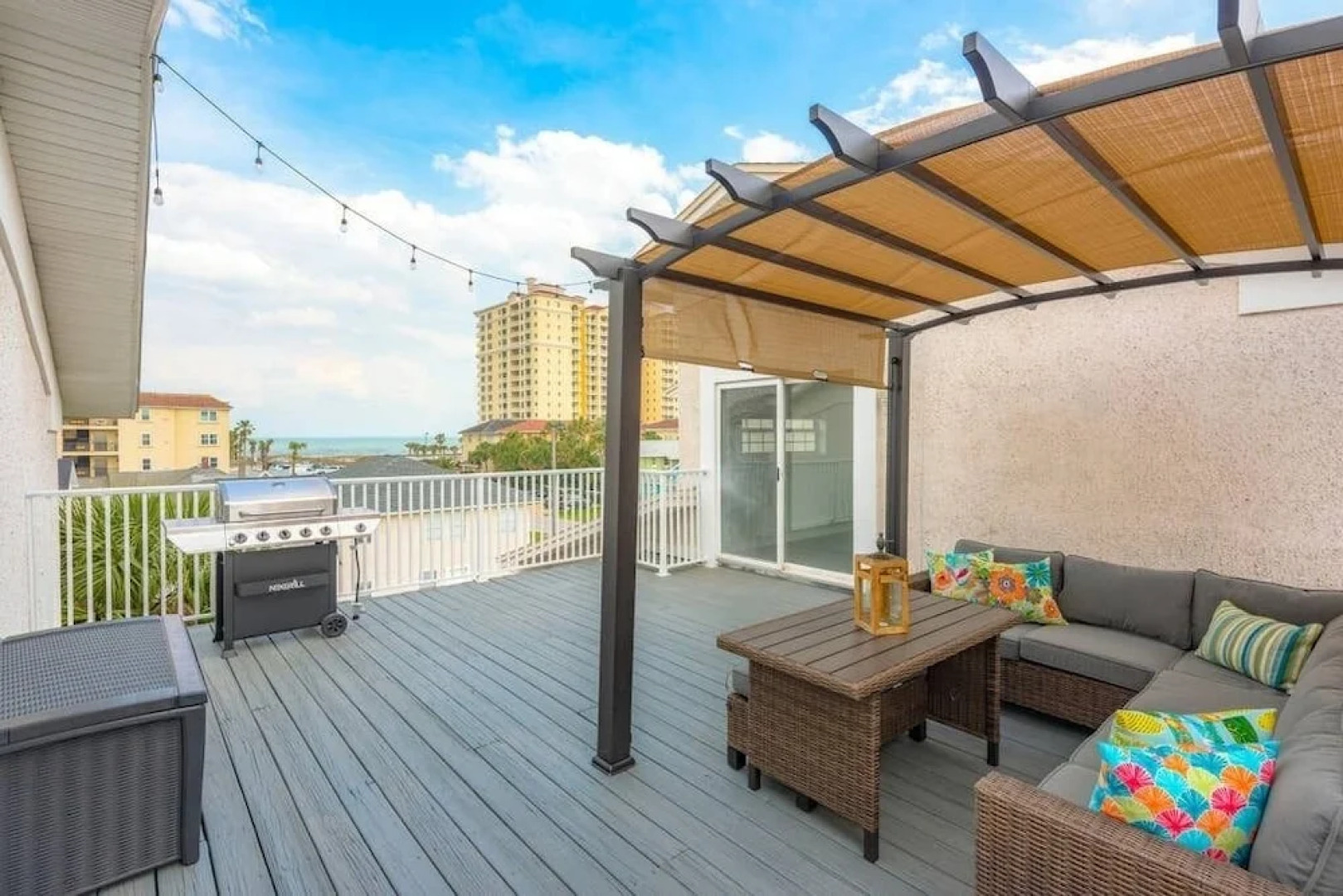 Beach Serenity 3 - Rooftop Deck with Ocean Views