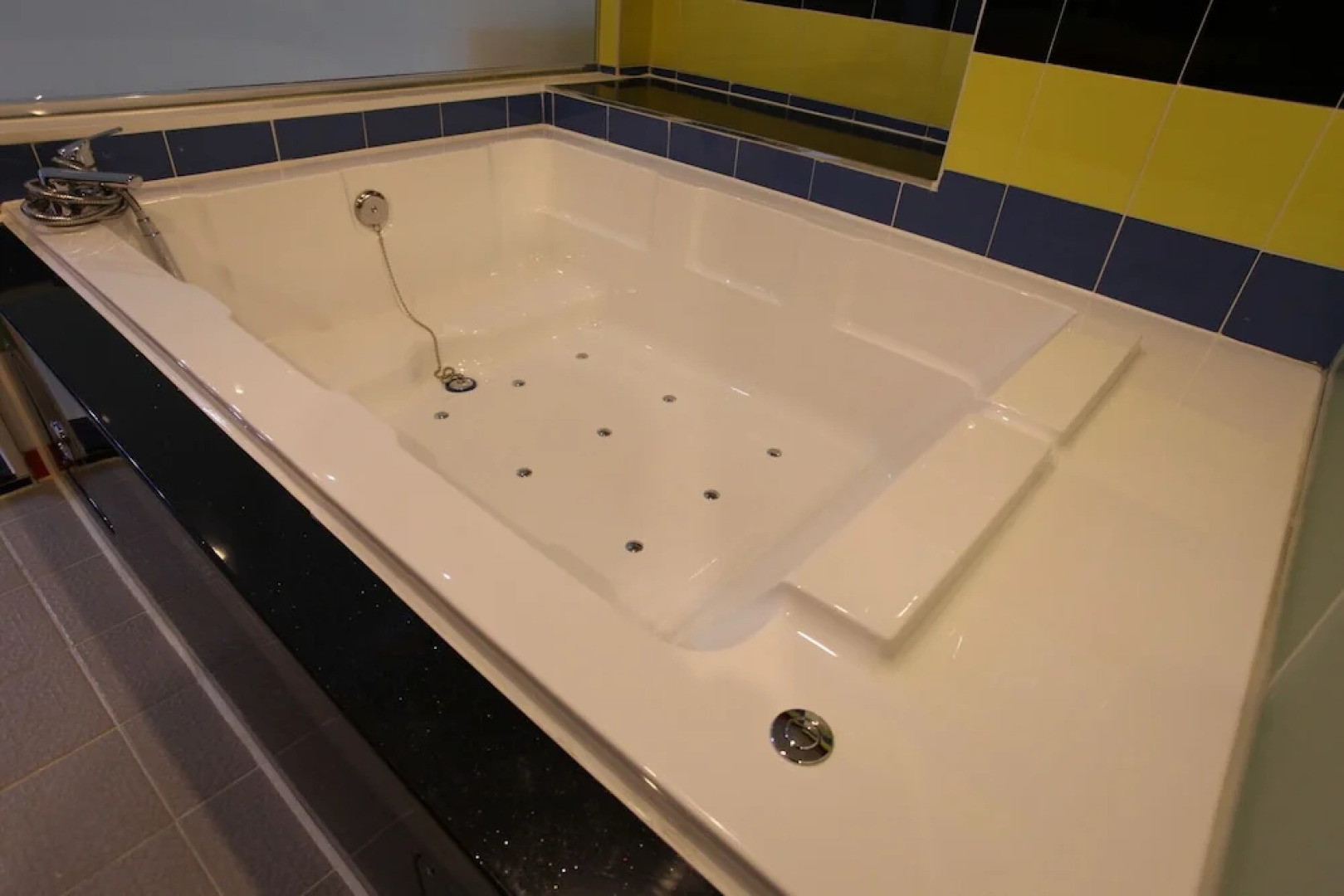 Suwon Ingye Goyu Hotel