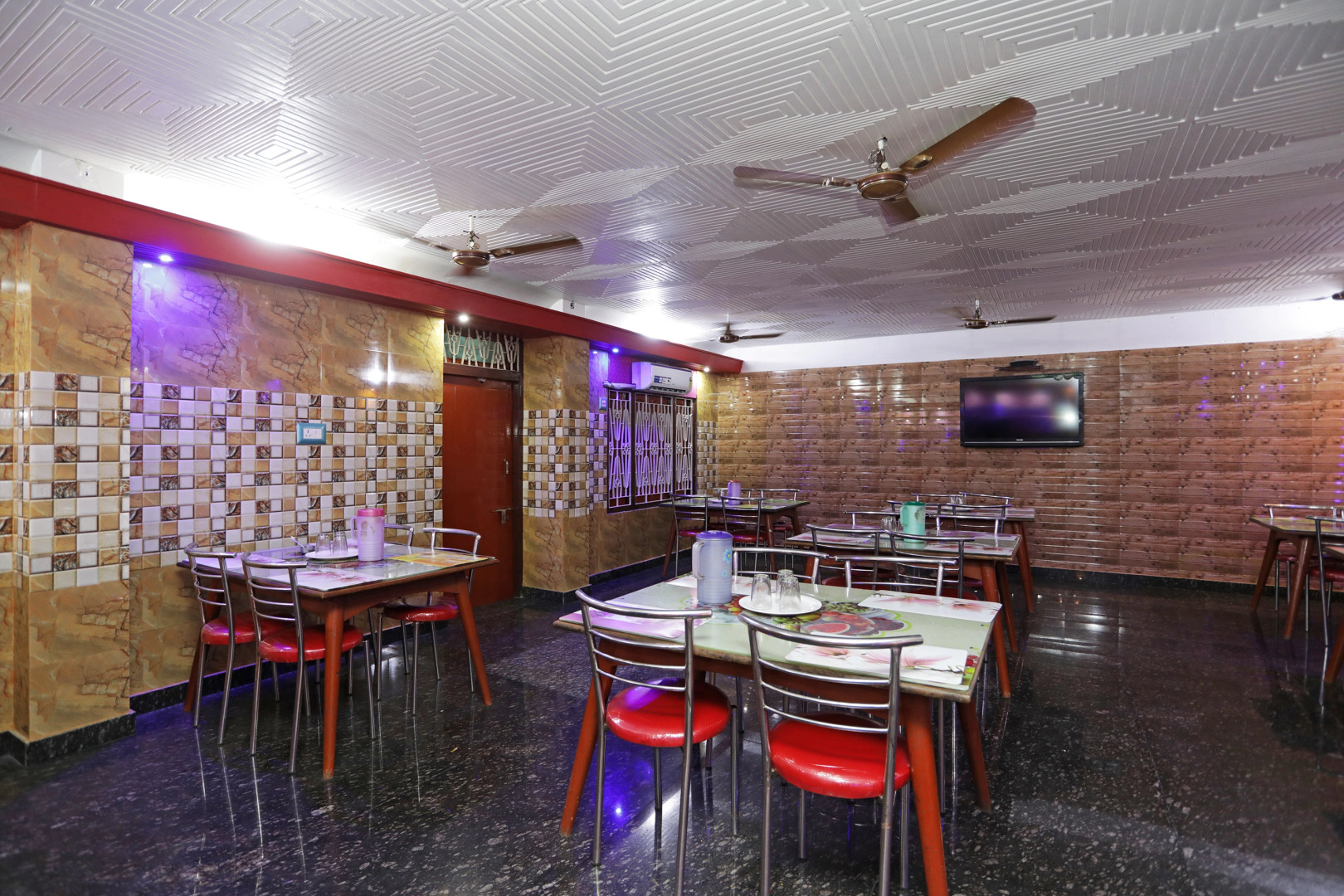 OYO 13485 Hotel New Jasmine