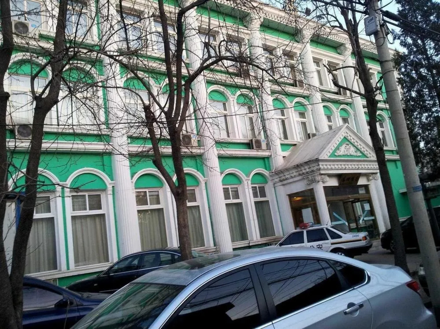 Dongsi Hotel Beijing (Near  Wangfujing)