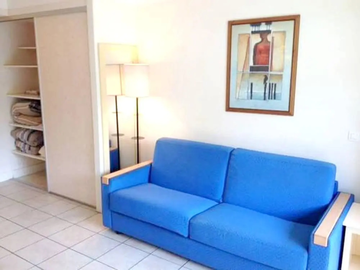 Studio in Saint-laurent-du-var, With Pool Access, Enclosed Garden and