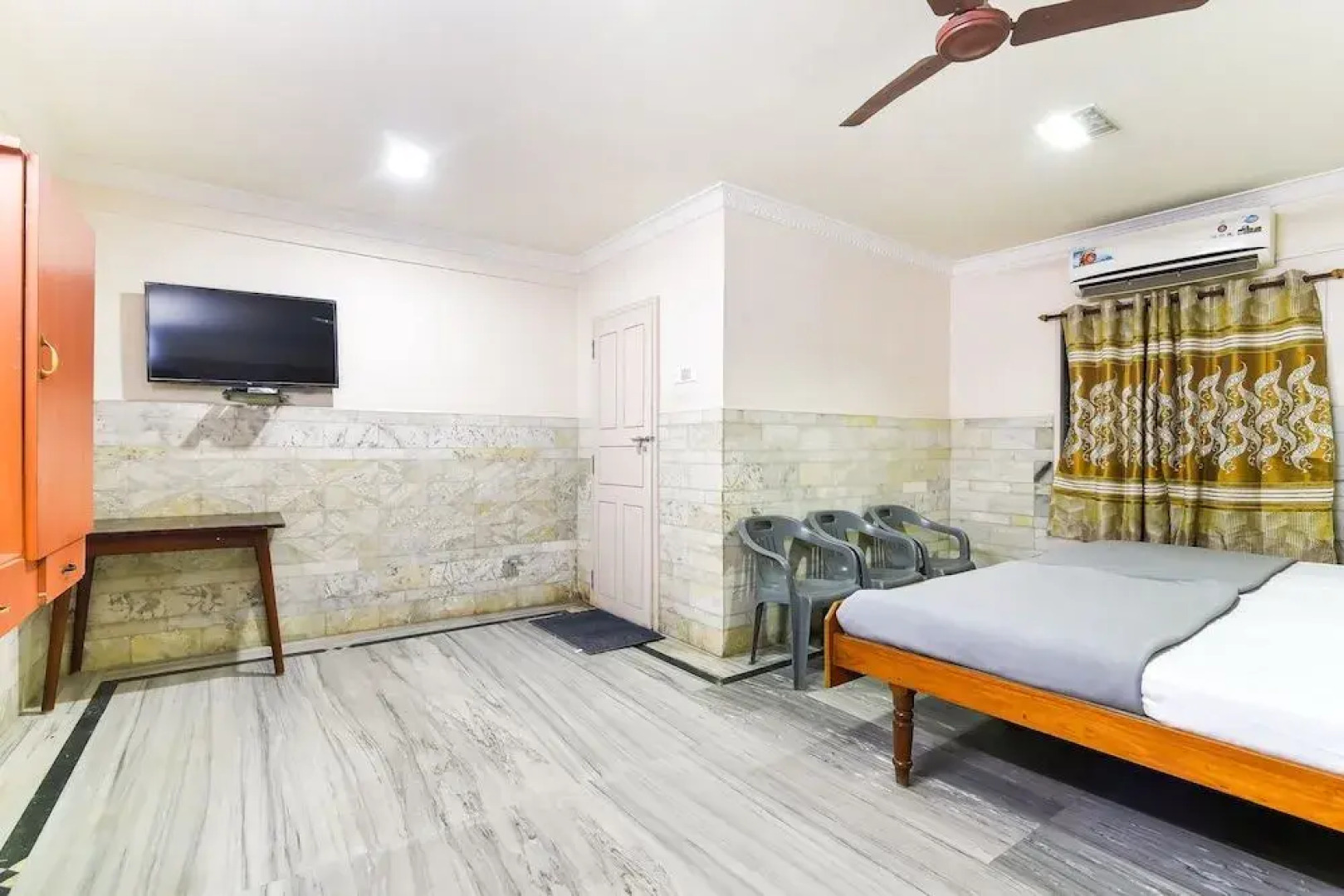 SPOT ON 60917 Hotel Ganesh