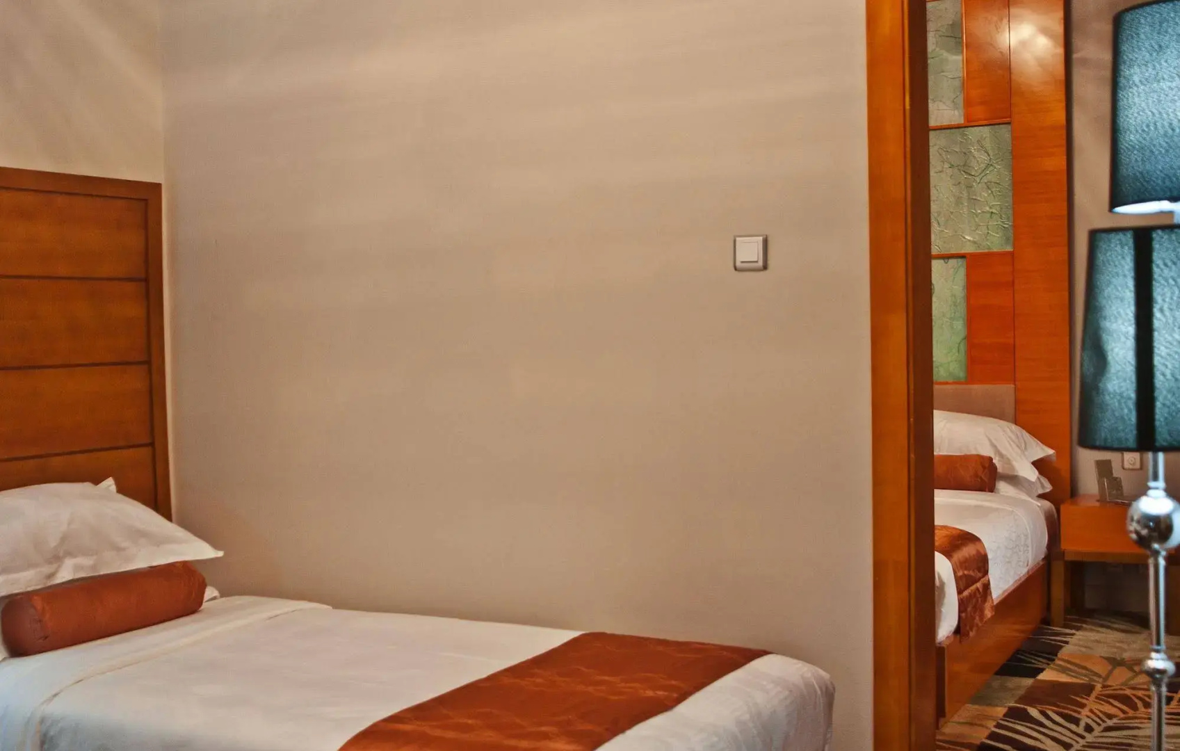 South Star International Hotel