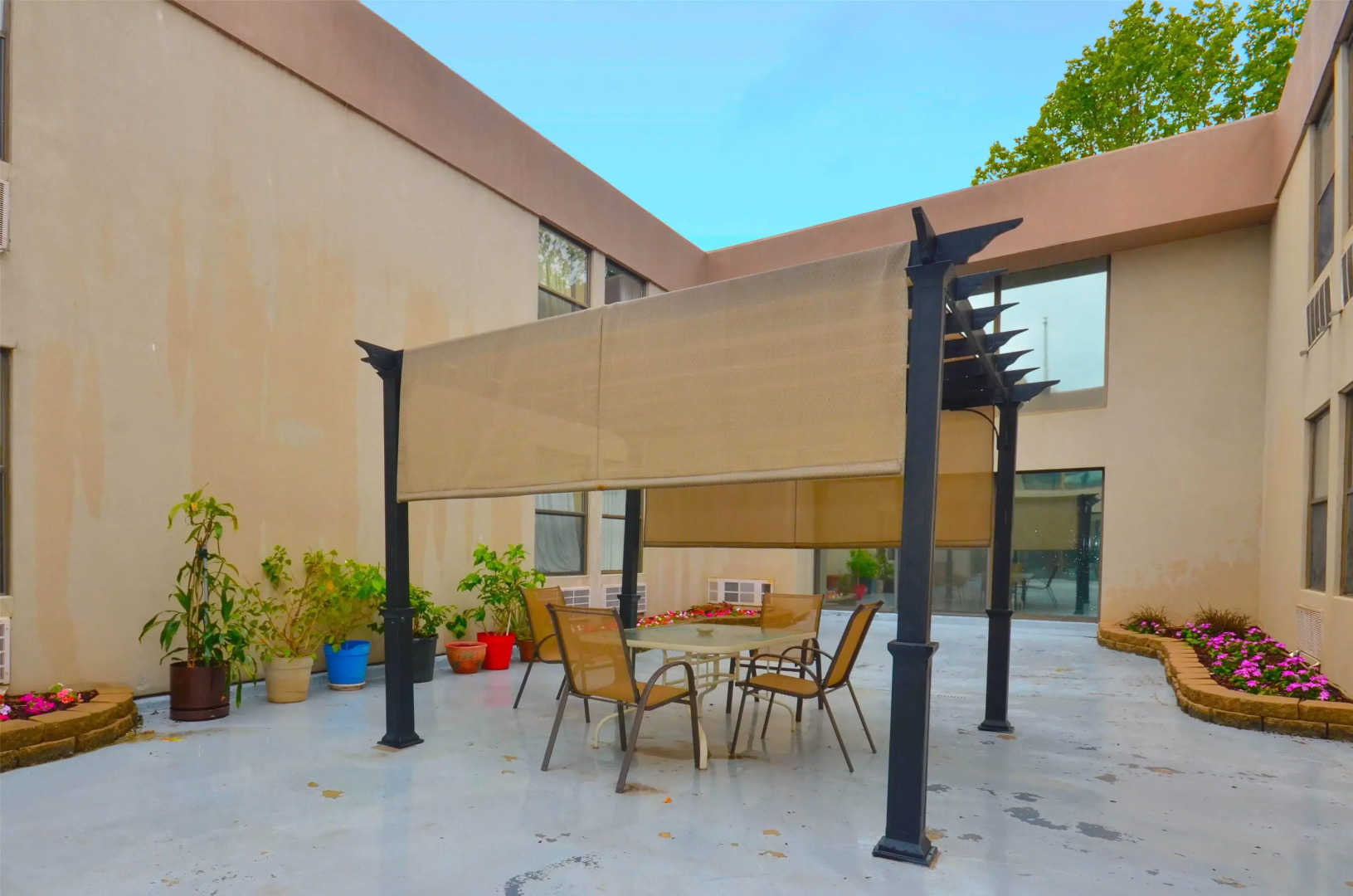 Days Inn by Wyndham Southern Hills/ORU