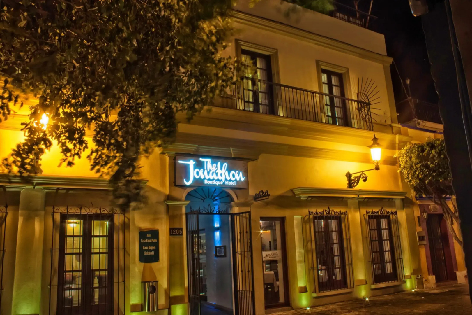 The Jonathon Boutique Hotel