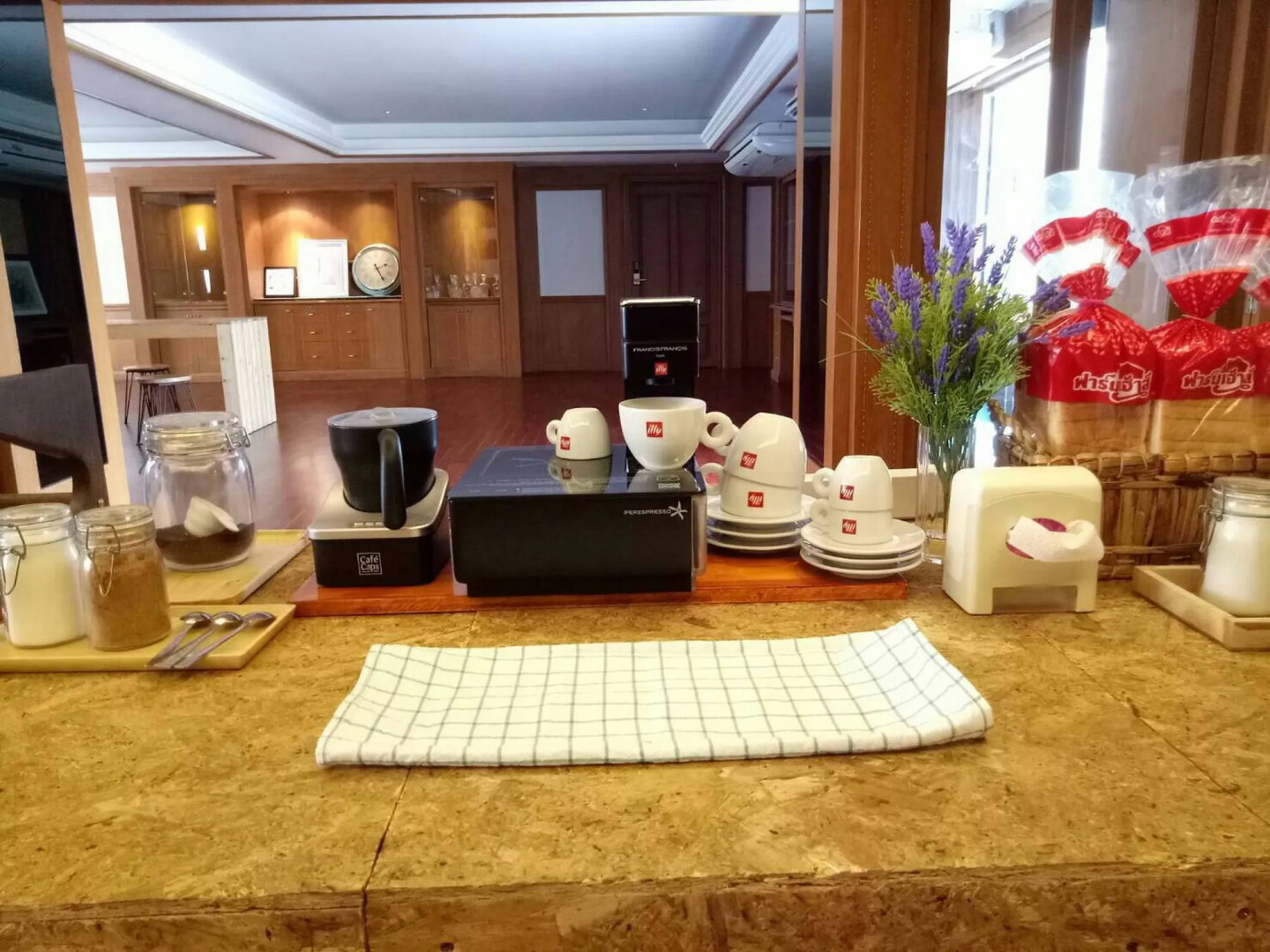 Glur Central Pratunam