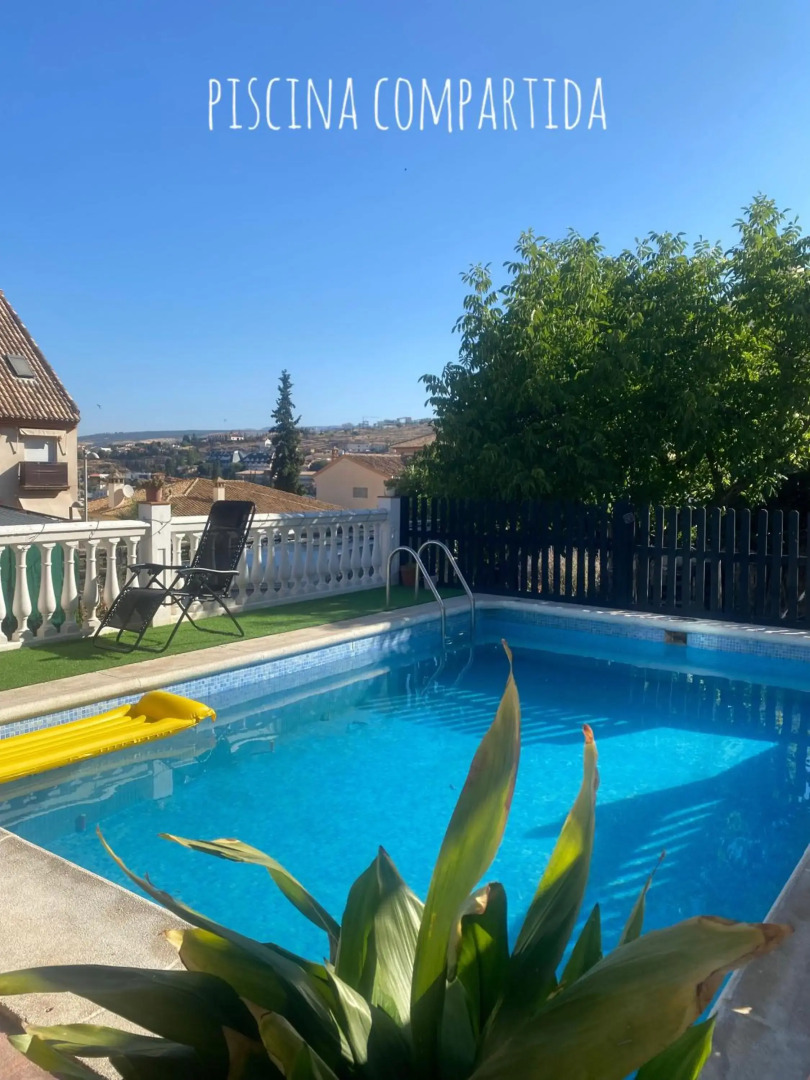 Casita Rural La Rosa de la Huerta con chimenea interior