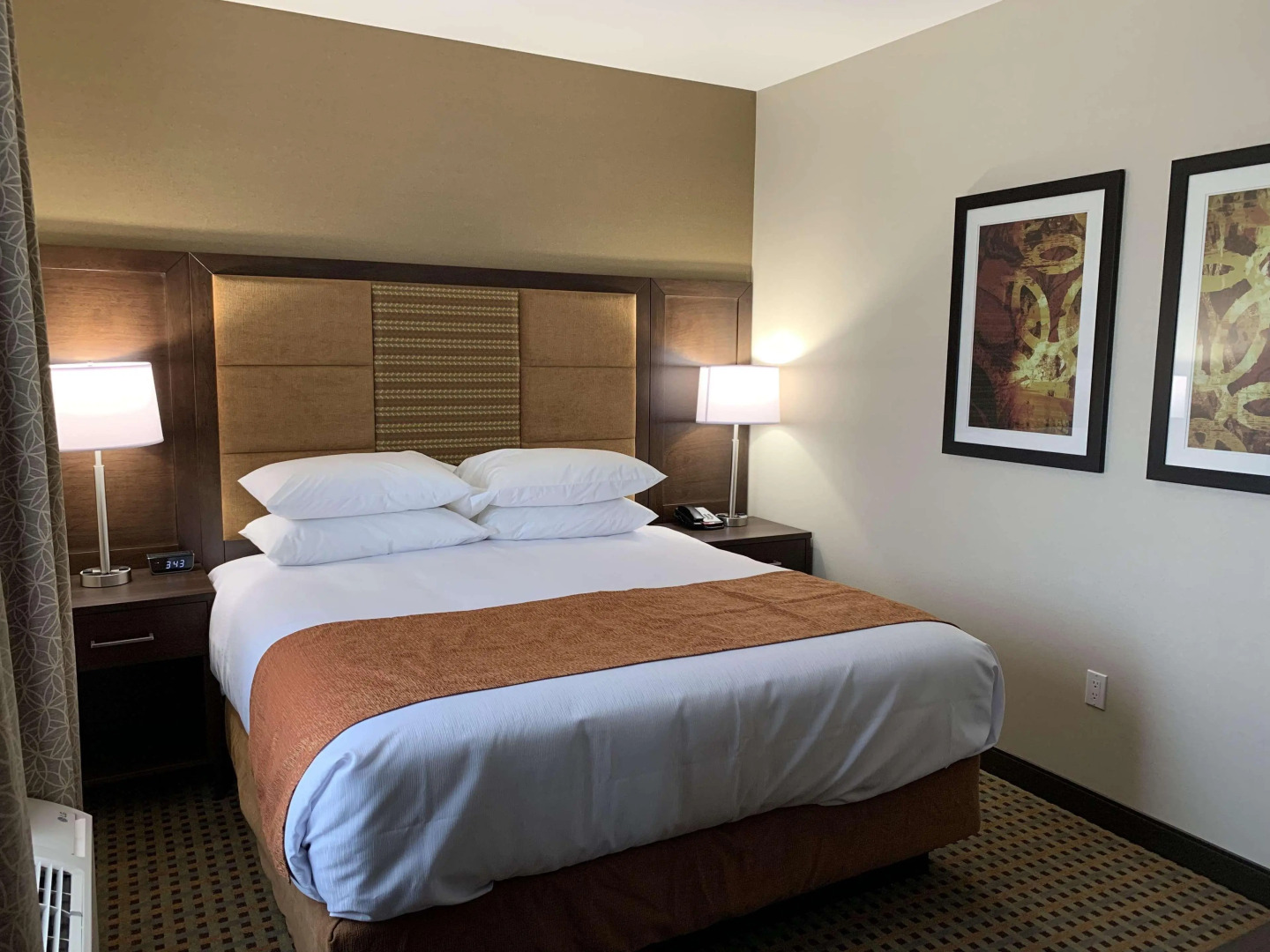 Best Western Plus Hinton Inn & Suites