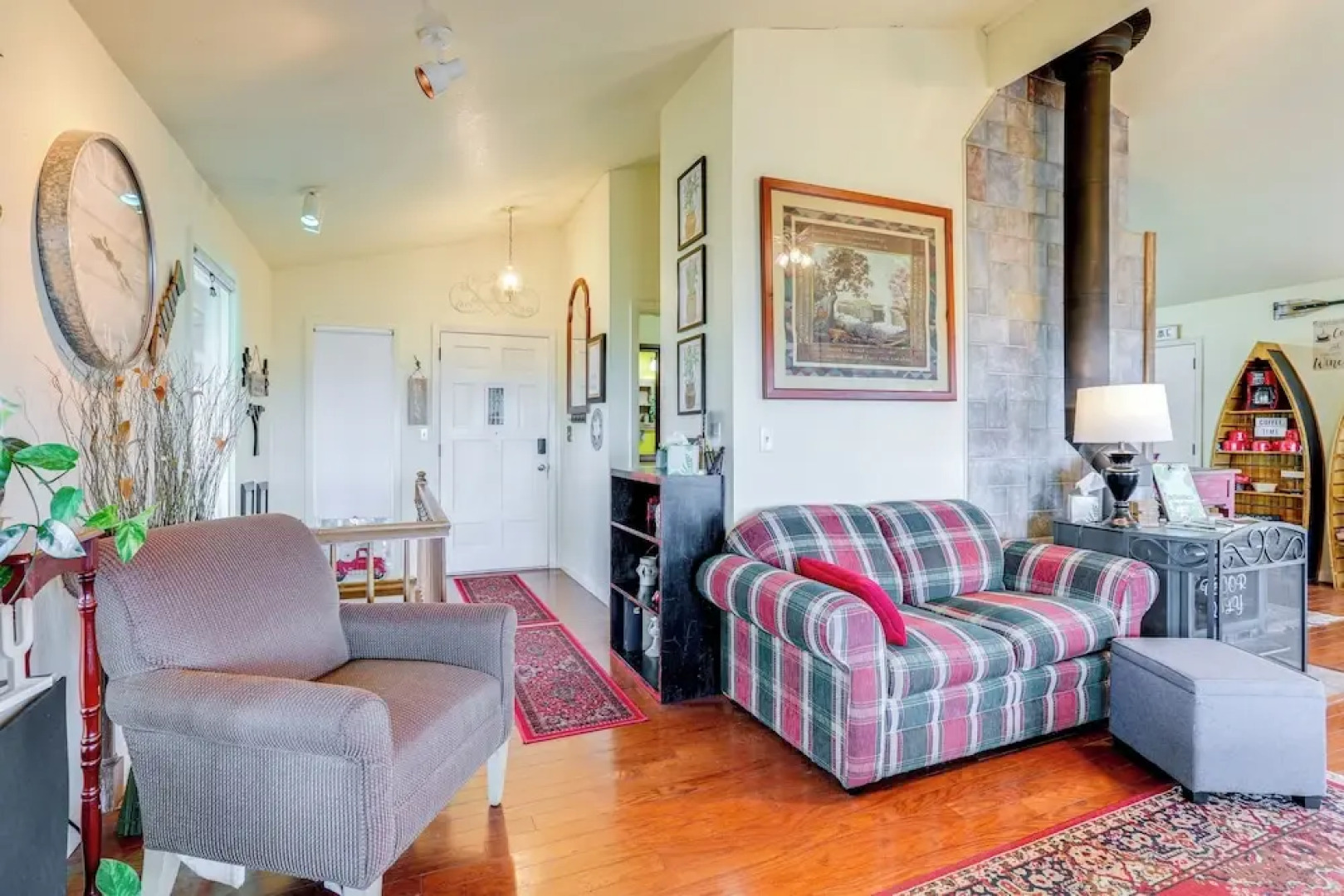 'the Treehouse' in Cherokee Village: Deck & Views