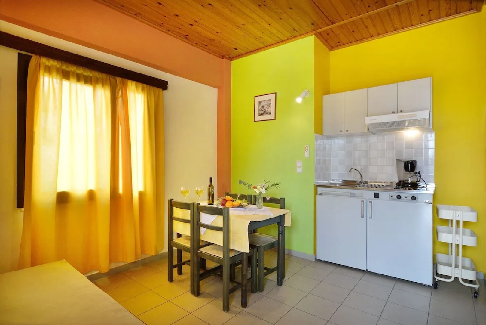 Mythos Platanias Apartments