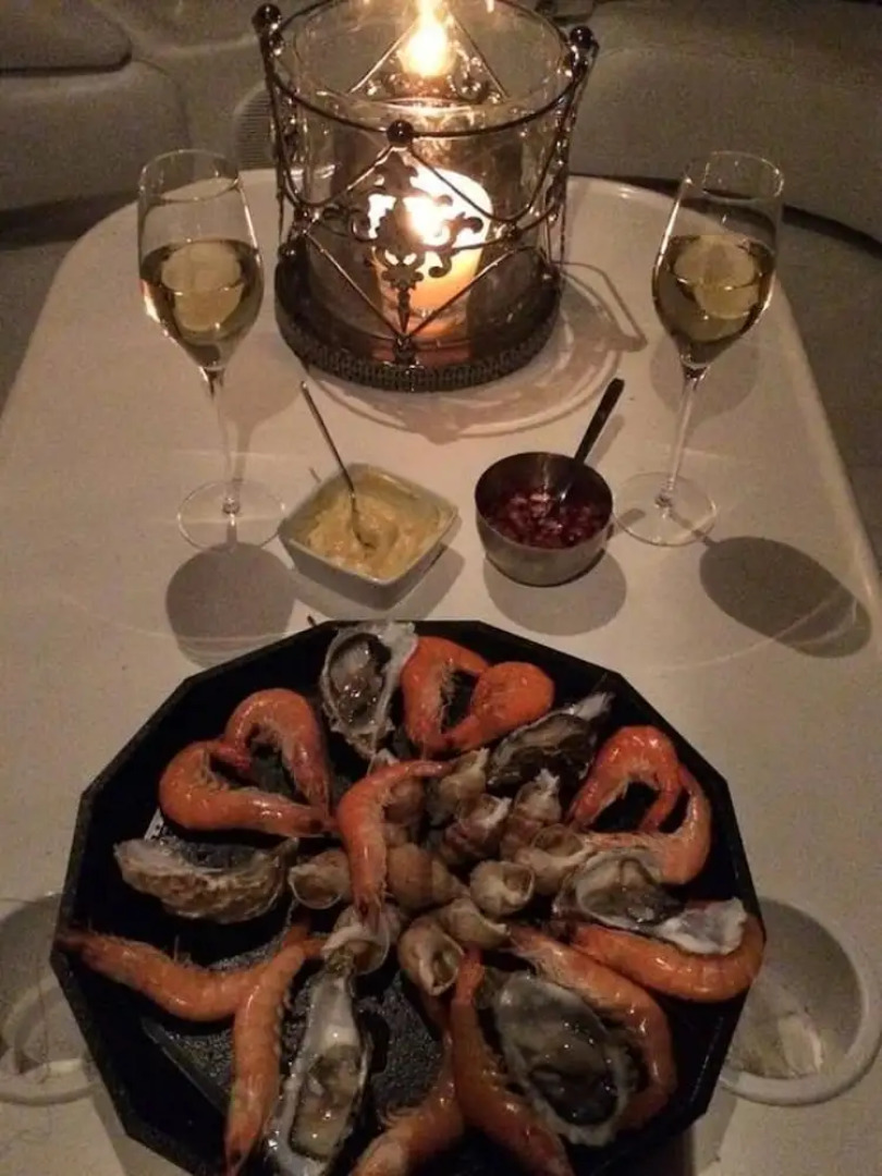 Voilier A Quai Gruissan