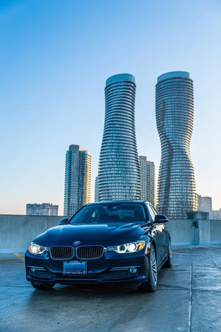 Premium 1 Bed w Rental Car Netflix Amazon