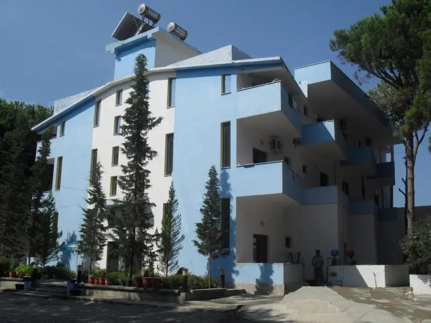 Argjendi Hotel