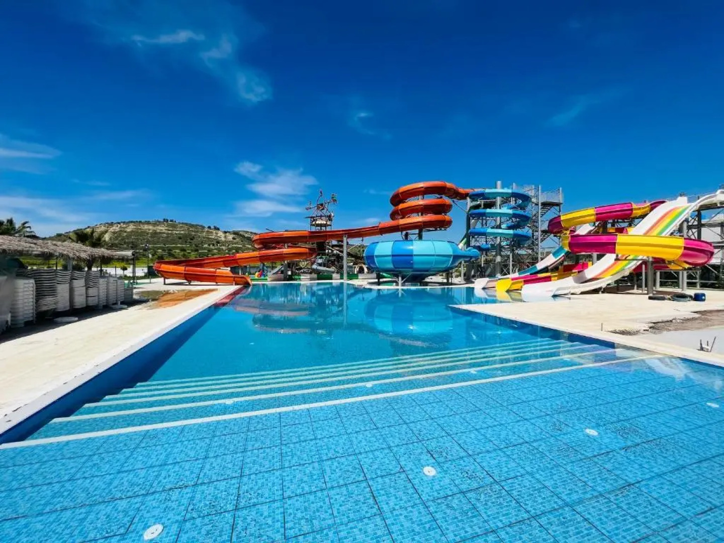 Apartamenty 2+1 v Caesar Blue Iona