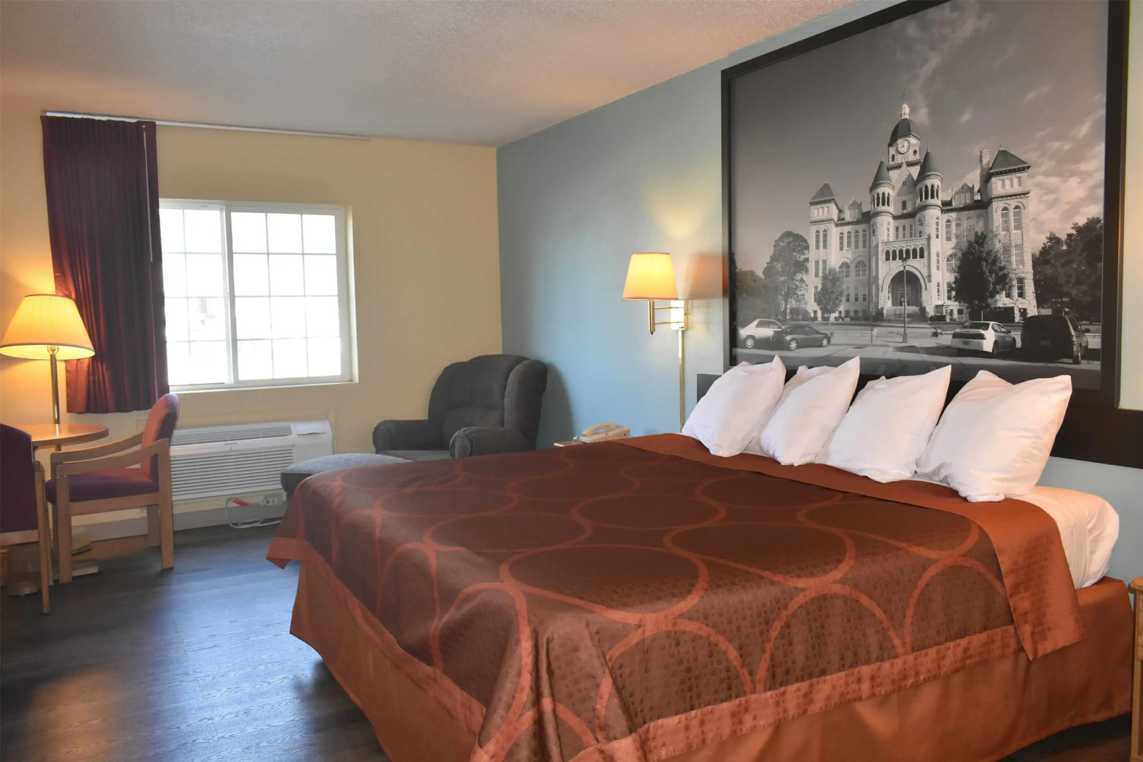 Super 8 by Wyndham Carthage