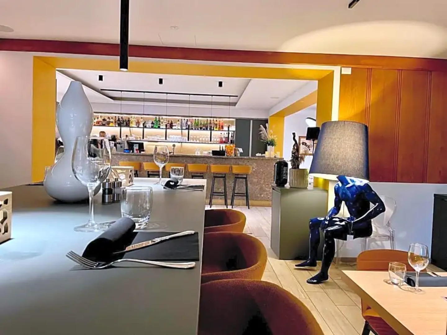 Schlosshof Charme Resort – Hotel & Camping