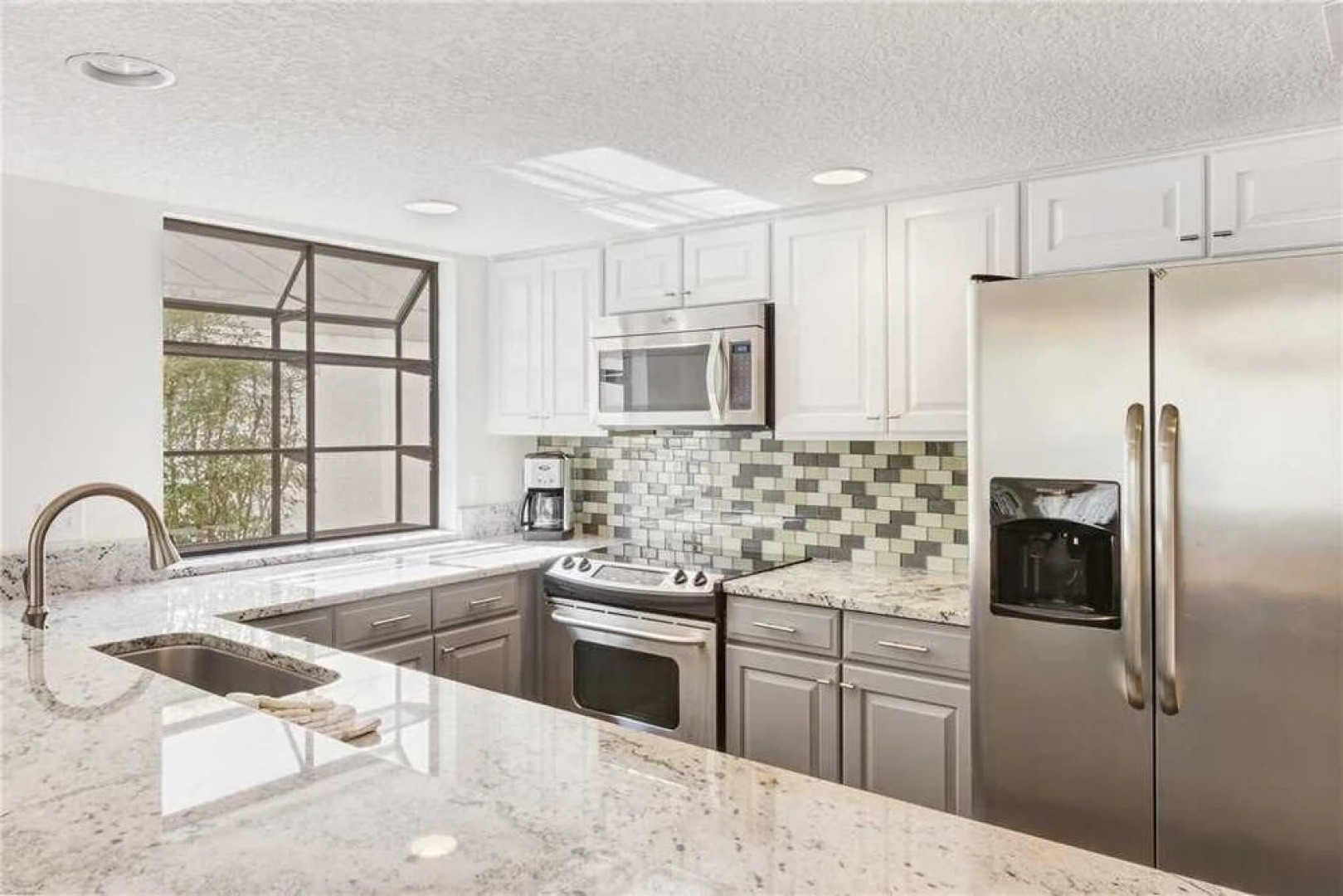 L'Atrium 2779 - Two Bedroom Home