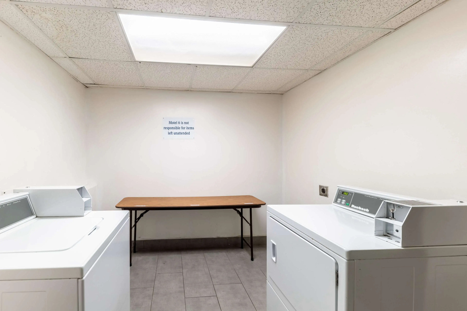 Motel 6 Lewisville, TX - Medical City